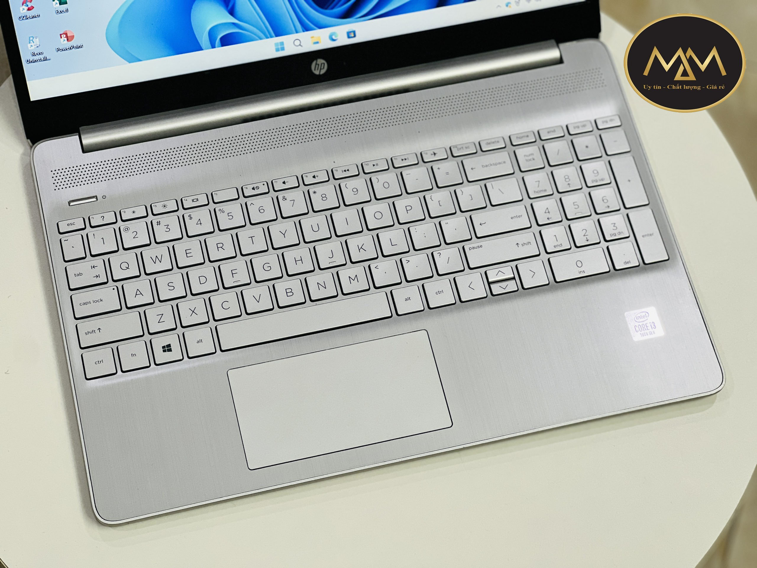 Laptop HP 15s FQ1109TU i3 1005G1/ SSD256/ 15.6icnh/ Viền Mỏng/ Màu Bạc/ Siêu Mỏng/ Giá rẻ2