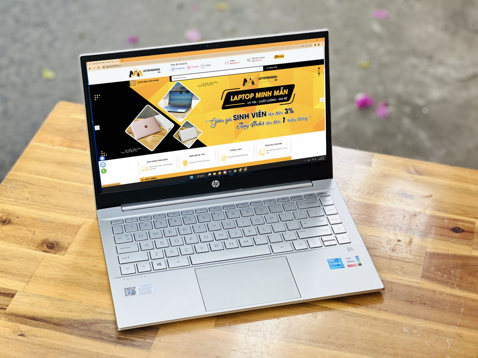 HP PAVILION 14 DV0536TU I5 1135G7/ 8GB/ SSD 256GB/ 14inch Full HD Viền Siêu Mỏng/ Vỏ Nhôm/ Laptop Ultrabook cao cấp/ Giá rẻ