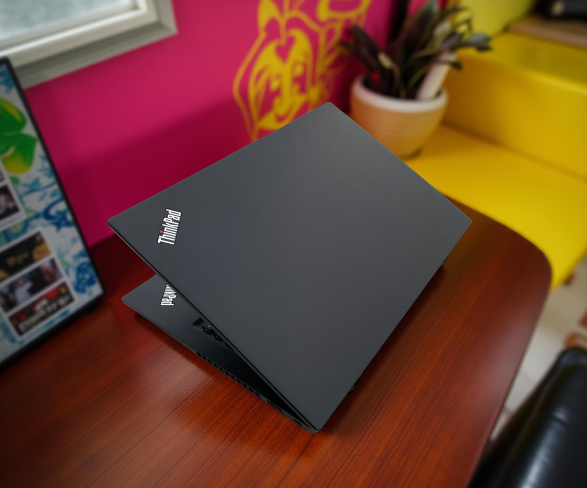 THINKPAD T490S i5 8365U