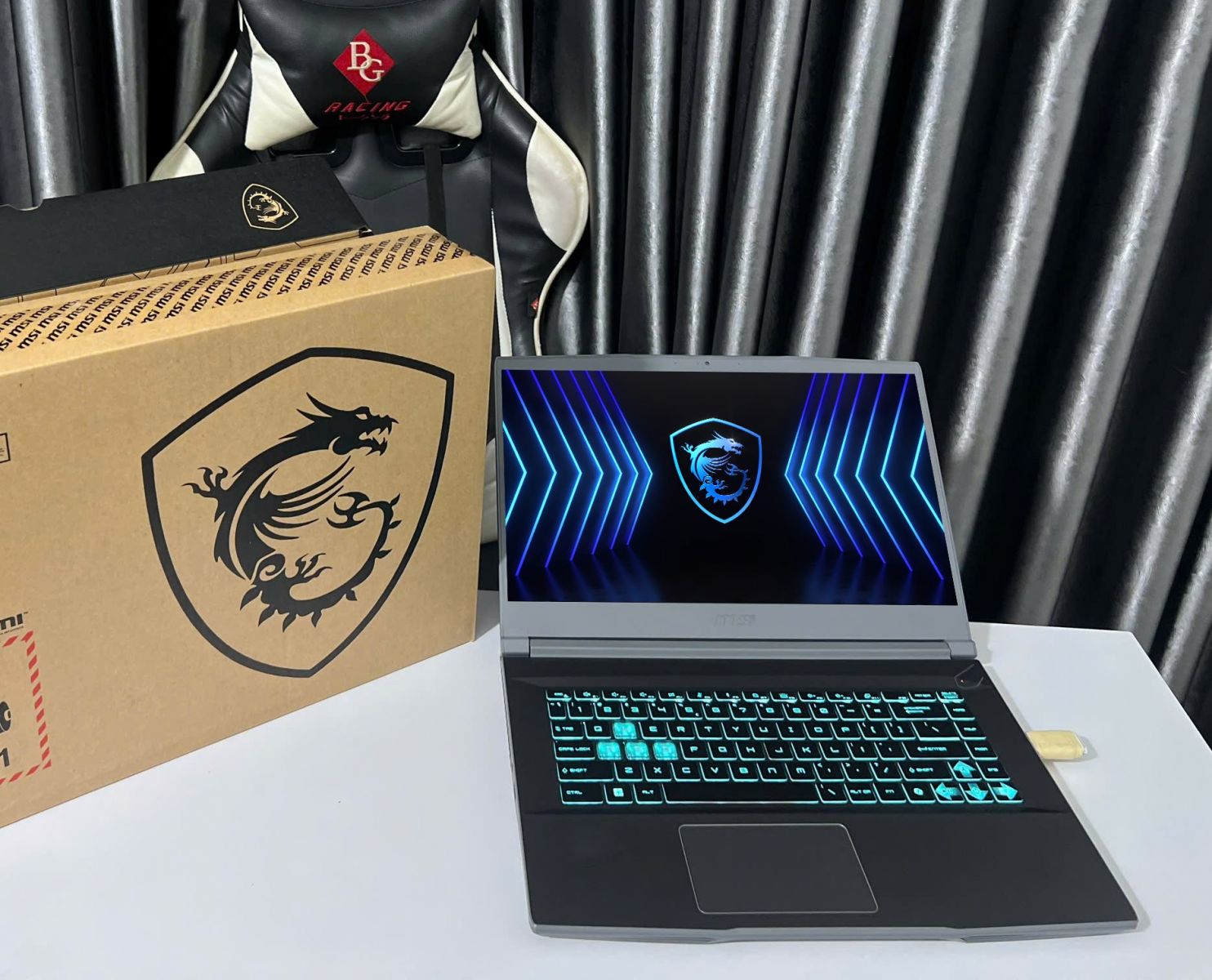 MSI THIN A15 B7UC RYZEN 5 7535HS