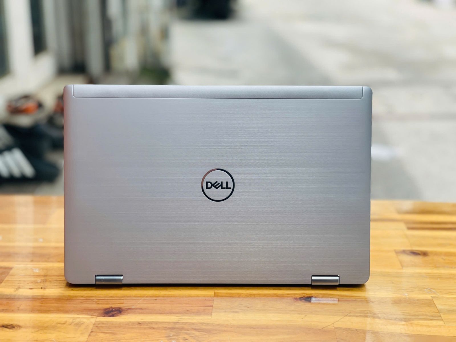 SO SÁNH SURFACE LAPTOP 4 i7 GEN 11 VÀ DELL LATITUDE 7420 2IN1 i7 GEN 11