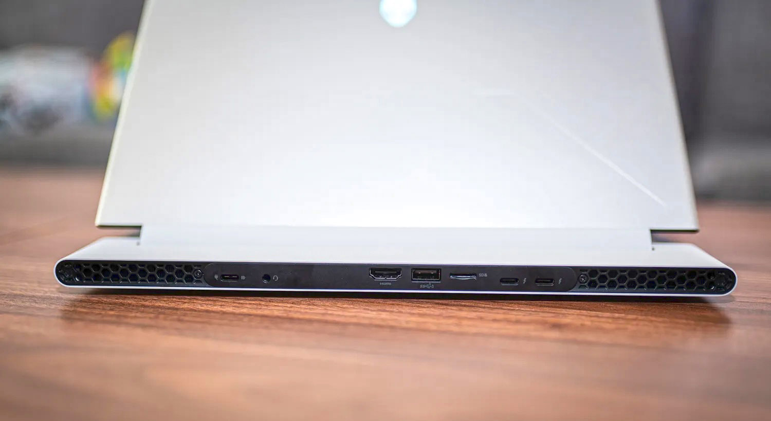DELL ALIENWARE X14 R2