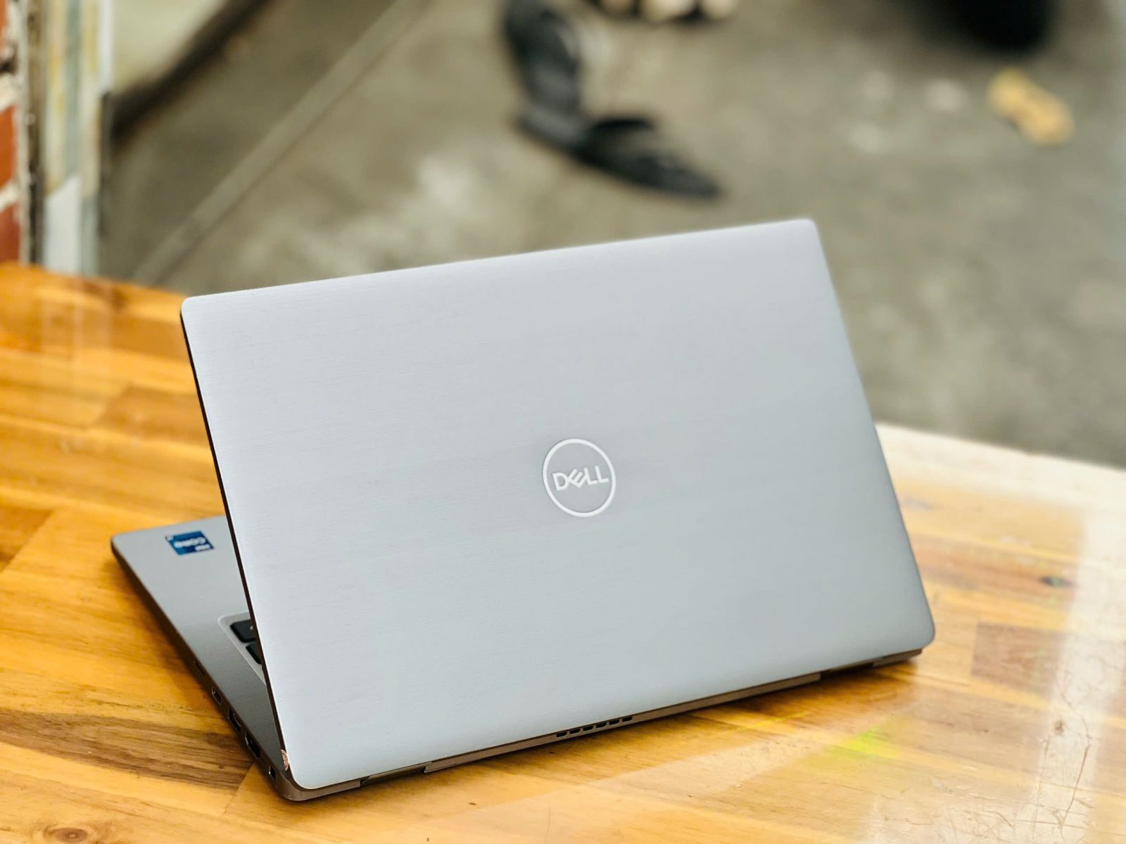 SO SÁNH DELL LATITUDE 7420 VÀ DELL LATITUDE 7420 2IN1