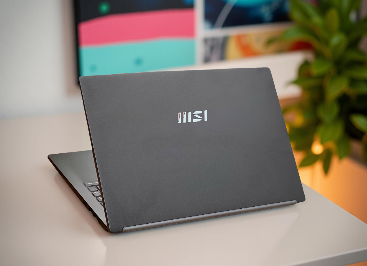 MSI MODERN 15 B12MO i5 1235U