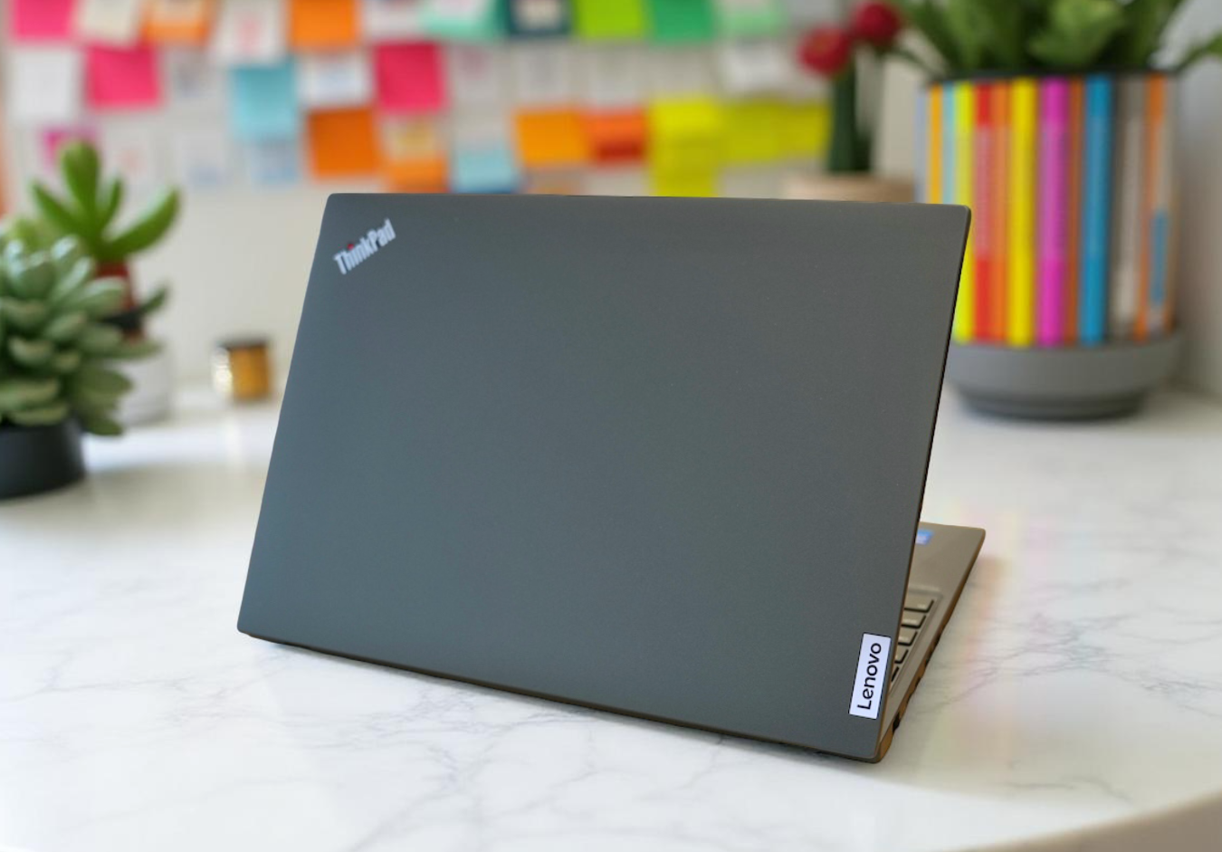 LAPTOP CŨ CHO NGHÀNH TÀI CHÍNH NGÂN HÀNG