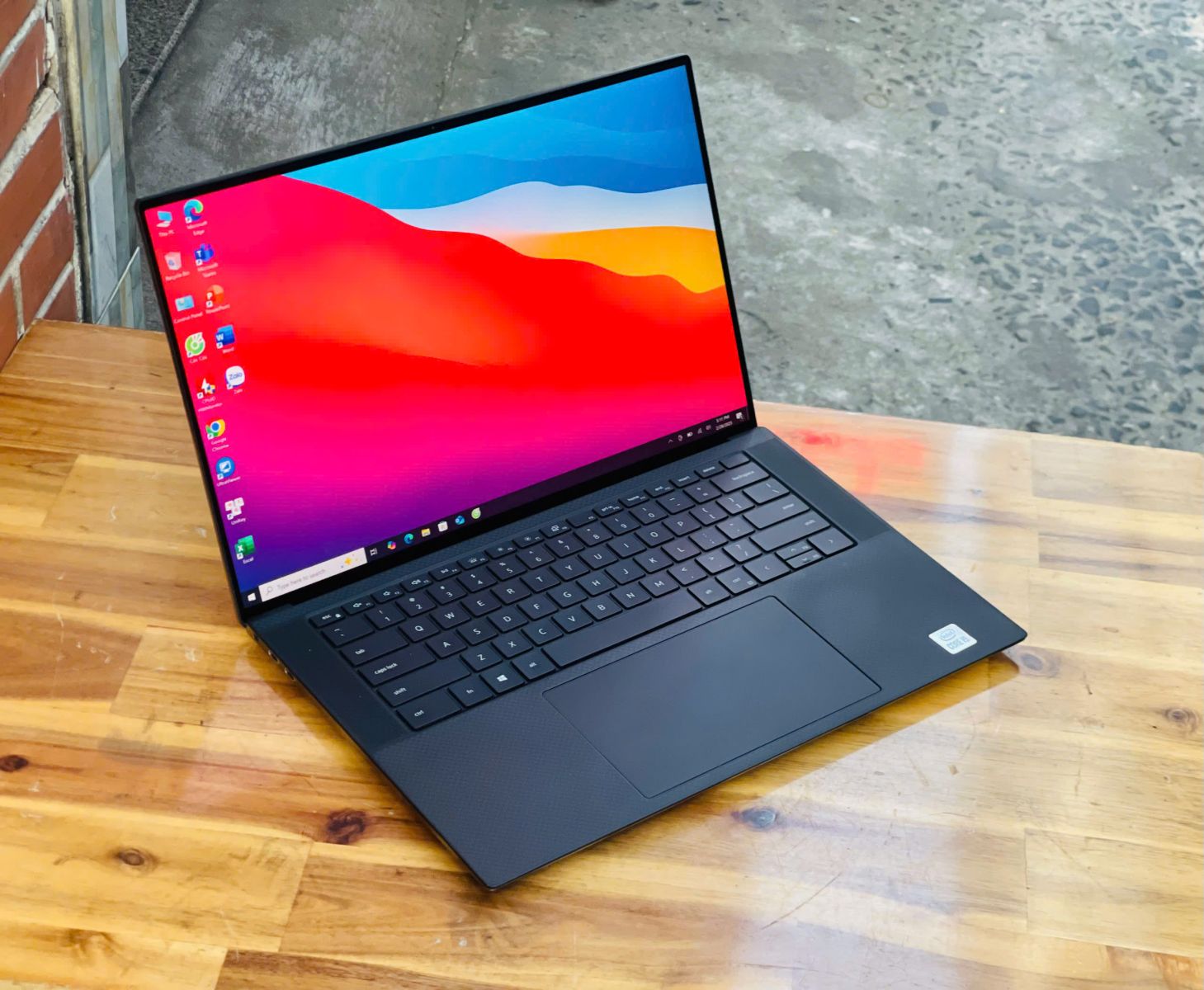 SO SÁNH DELL PRECISION 5550 i7 VÀ DELL PRECISION 7550 i7