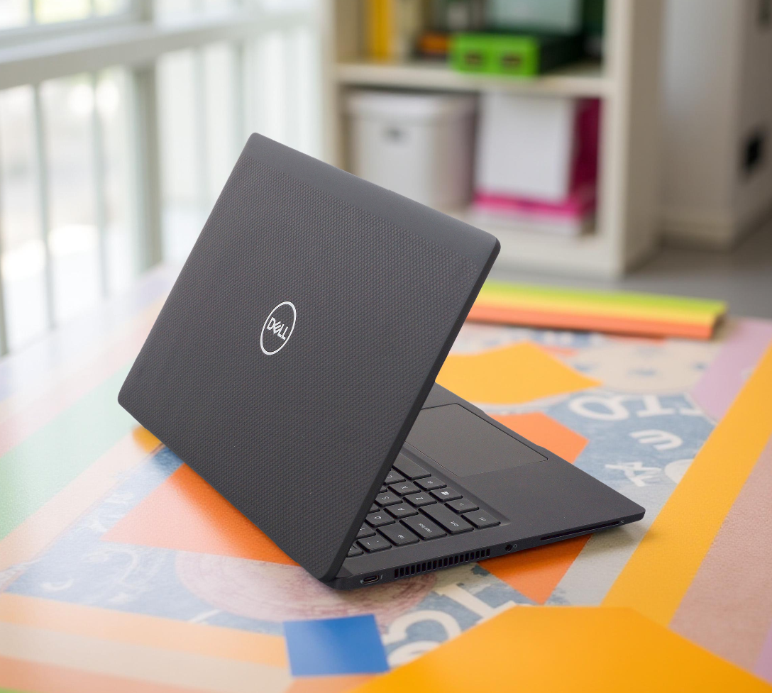 SO SÁNH HP ELITEBOOK 840 G8 VÀ DELL LATITUDE 7420