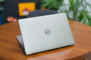 SO SÁNH DELL XPS 9380 VÀ DELL LATITUDE 7400 VỎ NHÔM