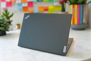 LAPTOP CŨ CHO NGHÀNH TÀI CHÍNH NGÂN HÀNG