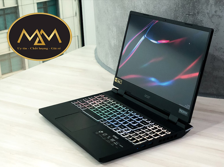 Laptop chơi game đồ họa cũ giá rẻ